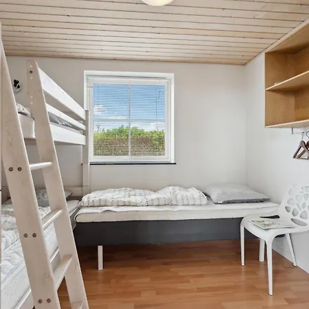 Lovely Home In Vinderup With Sauna * Vinderup