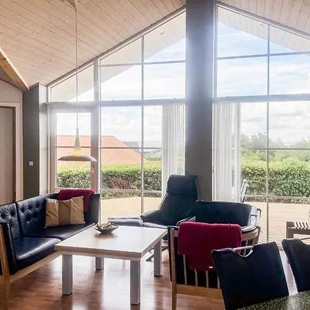 Lovely Home In Vinderup With Sauna